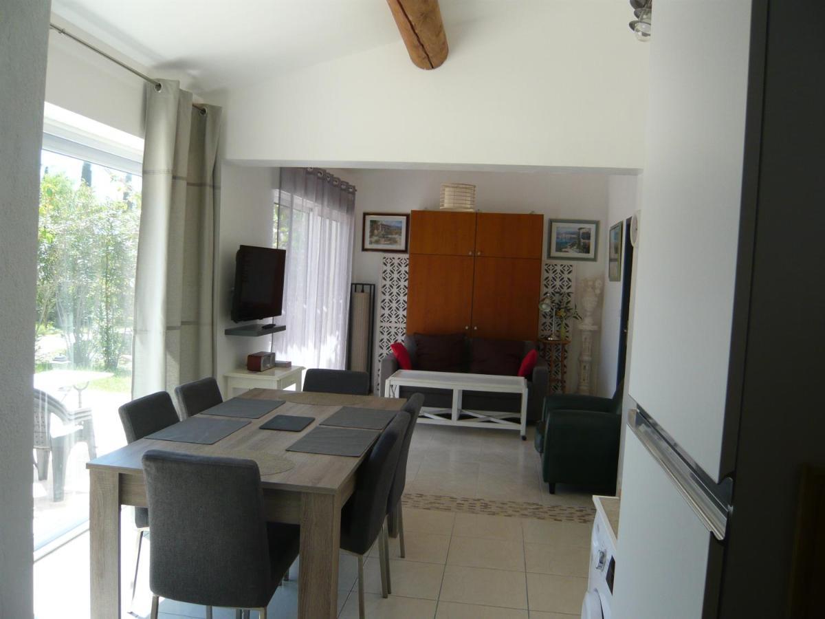 Apartament Locations Des Alpilles Saint-Rémy-de-Provence Zewnętrze zdjęcie