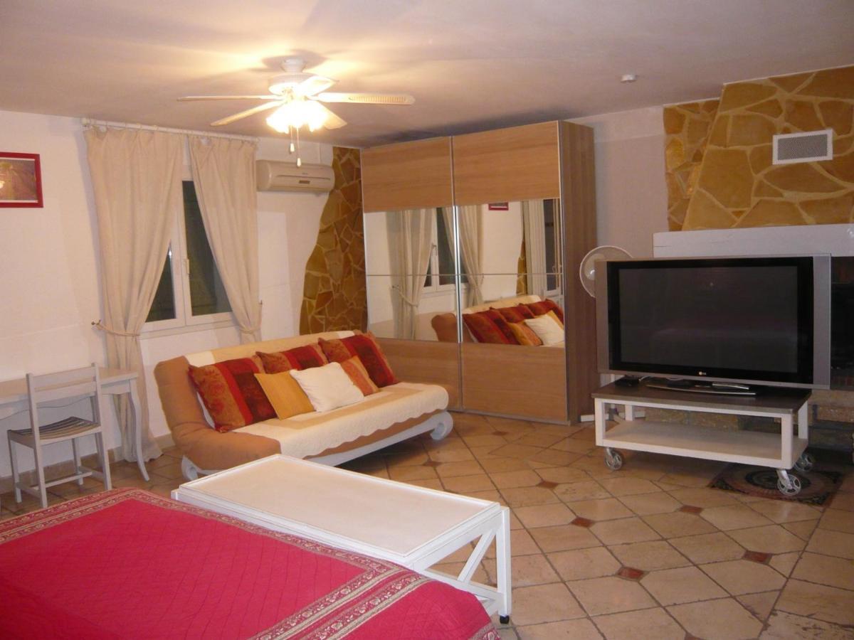 Apartament Locations Des Alpilles Saint-Rémy-de-Provence Zewnętrze zdjęcie