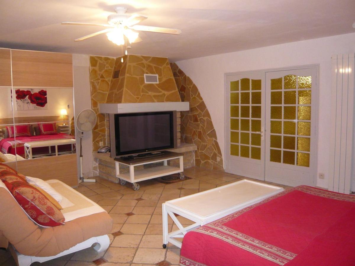 Apartament Locations Des Alpilles Saint-Rémy-de-Provence Zewnętrze zdjęcie