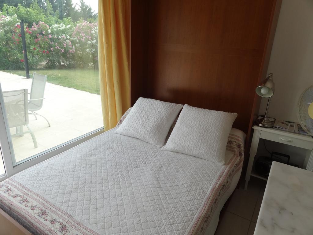 Apartament Locations Des Alpilles Saint-Rémy-de-Provence Pokój zdjęcie
