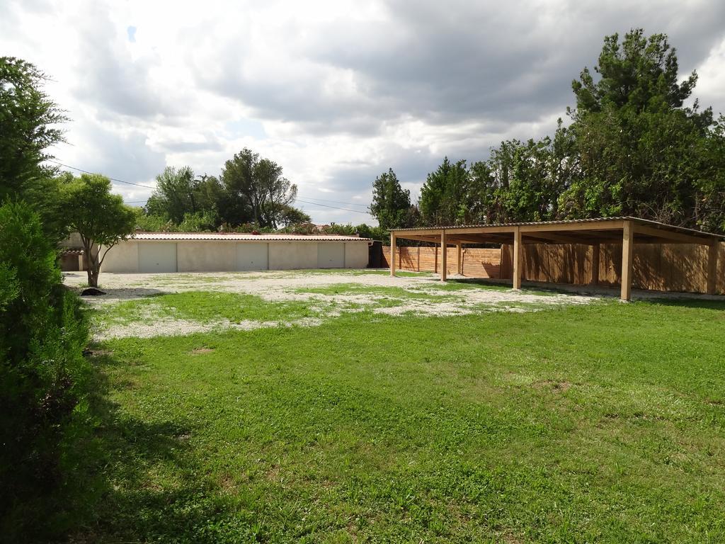 Apartament Locations Des Alpilles Saint-Rémy-de-Provence Zewnętrze zdjęcie