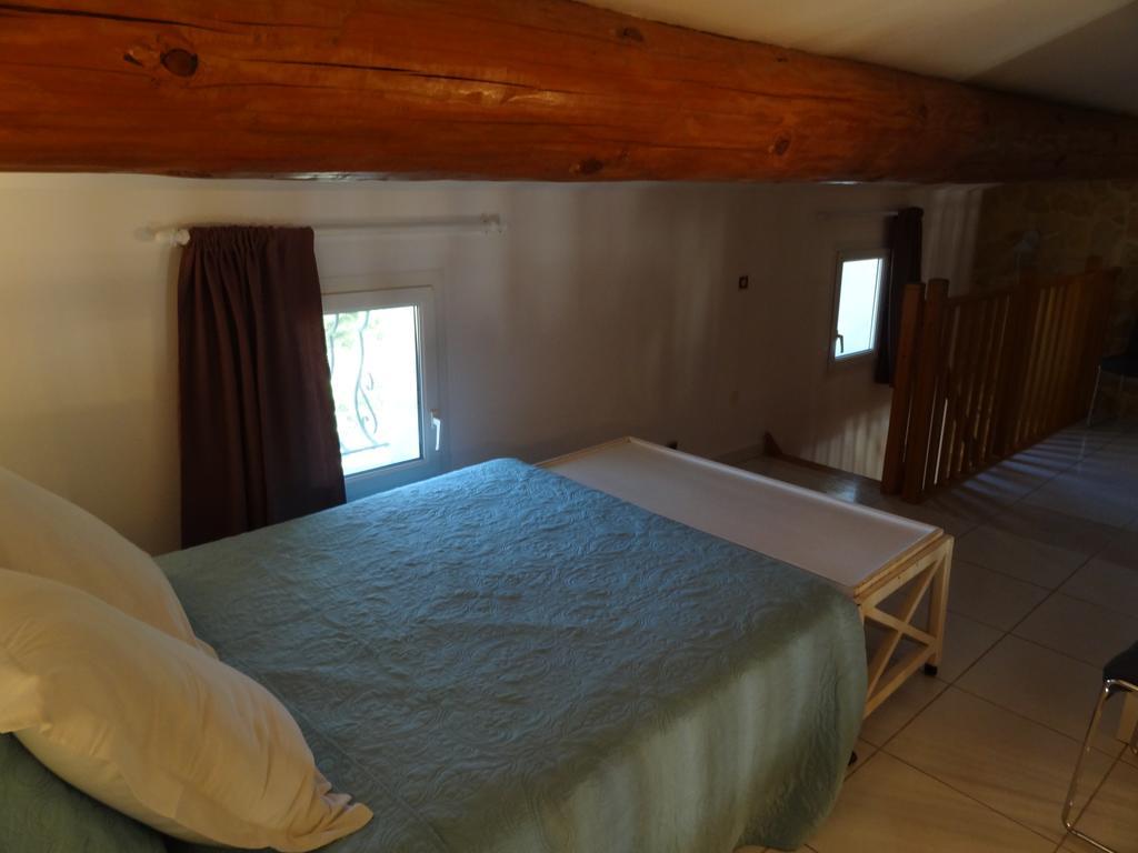 Apartament Locations Des Alpilles Saint-Rémy-de-Provence Zewnętrze zdjęcie
