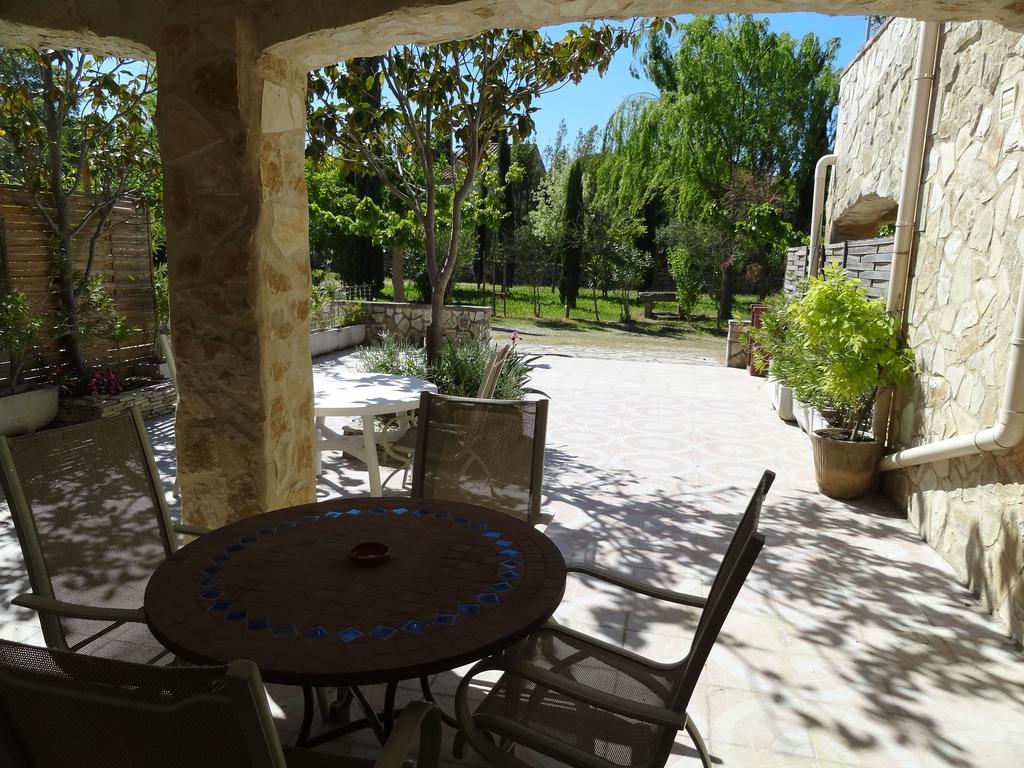 Apartament Locations Des Alpilles Saint-Rémy-de-Provence Zewnętrze zdjęcie