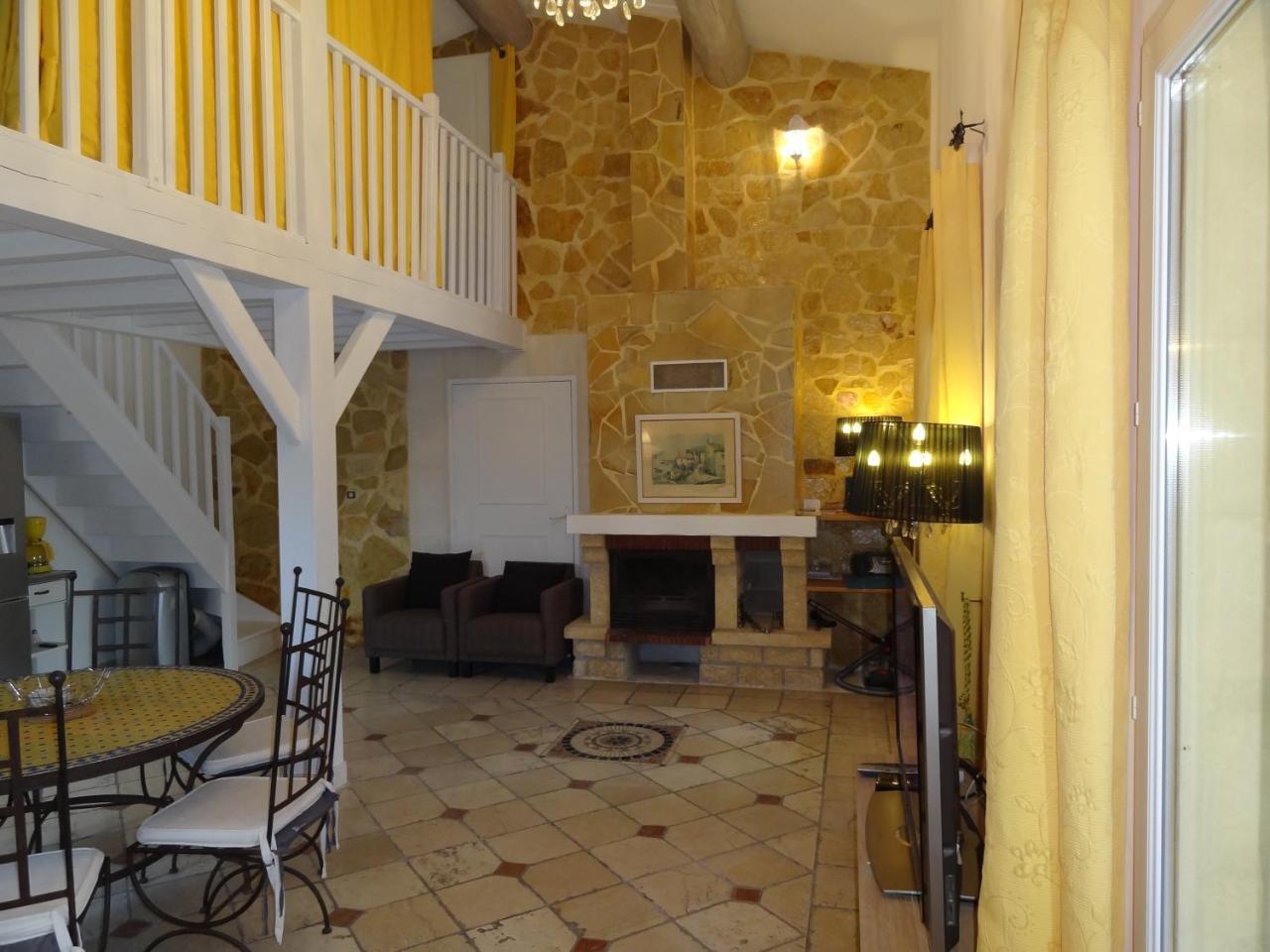 Apartament Locations Des Alpilles Saint-Rémy-de-Provence Zewnętrze zdjęcie