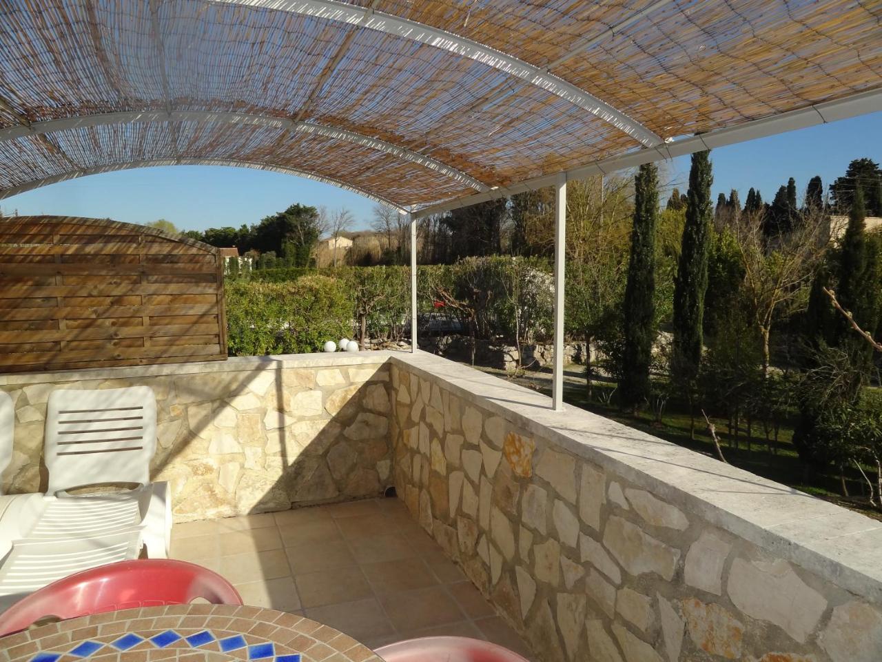 Apartament Locations Des Alpilles Saint-Rémy-de-Provence Zewnętrze zdjęcie