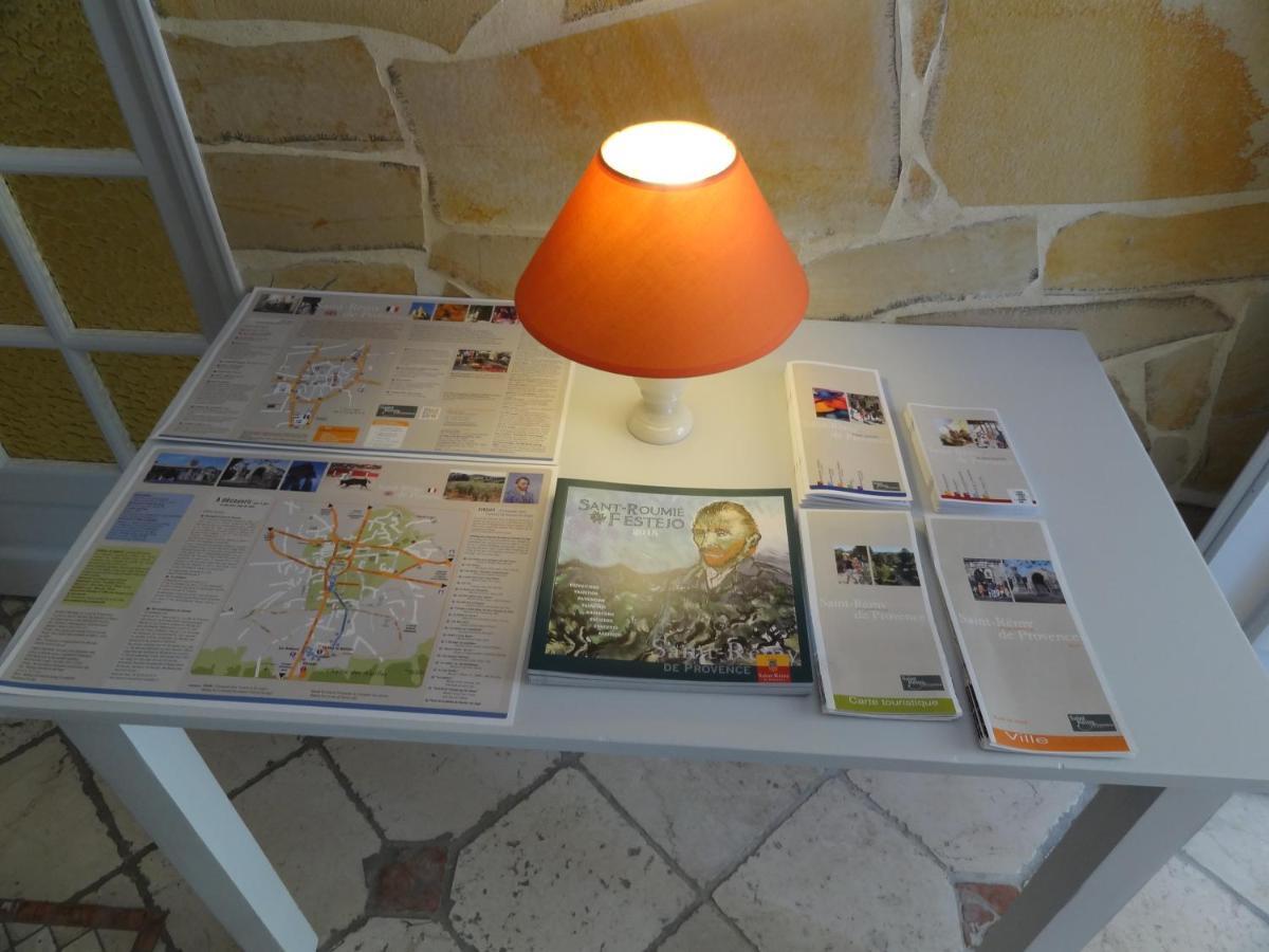 Apartament Locations Des Alpilles Saint-Rémy-de-Provence Pokój zdjęcie